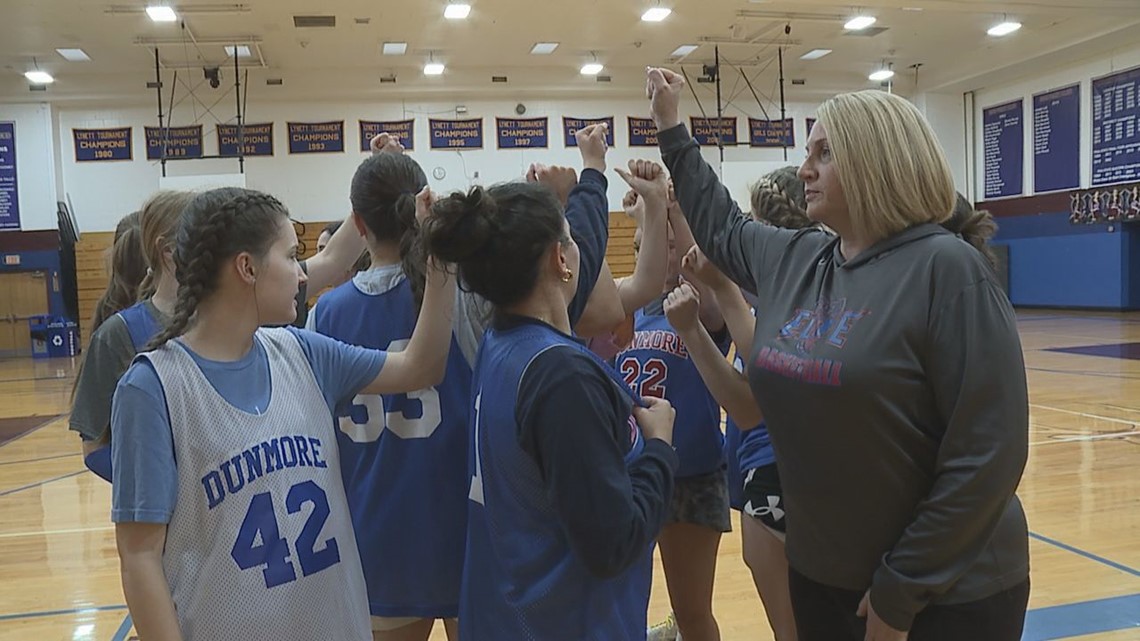 Dunmore Lady Bucks Reset for 2024 Postseason | wnep.com