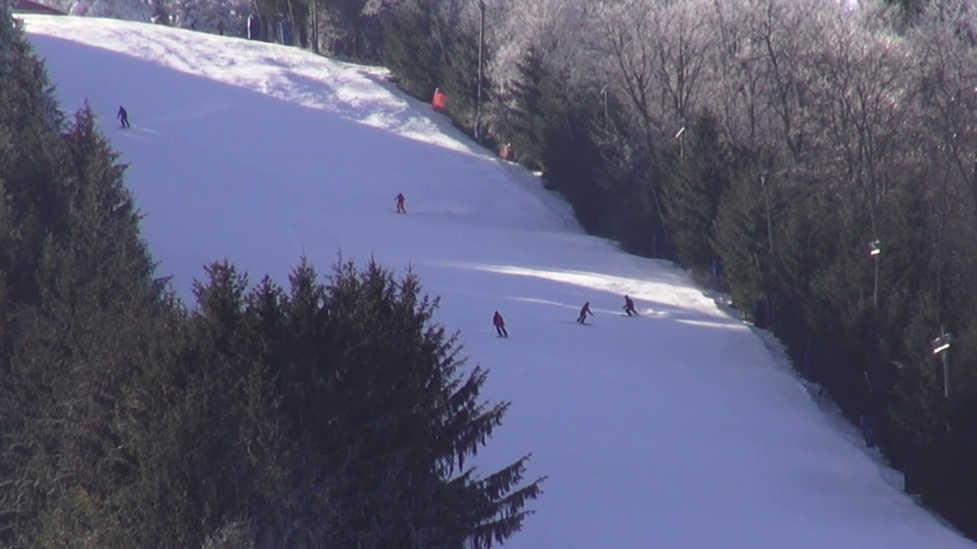 The ski resort in Susquehanna County was forced to close because of warm weather over the weekend but reopened with plenty of snow and skiers.