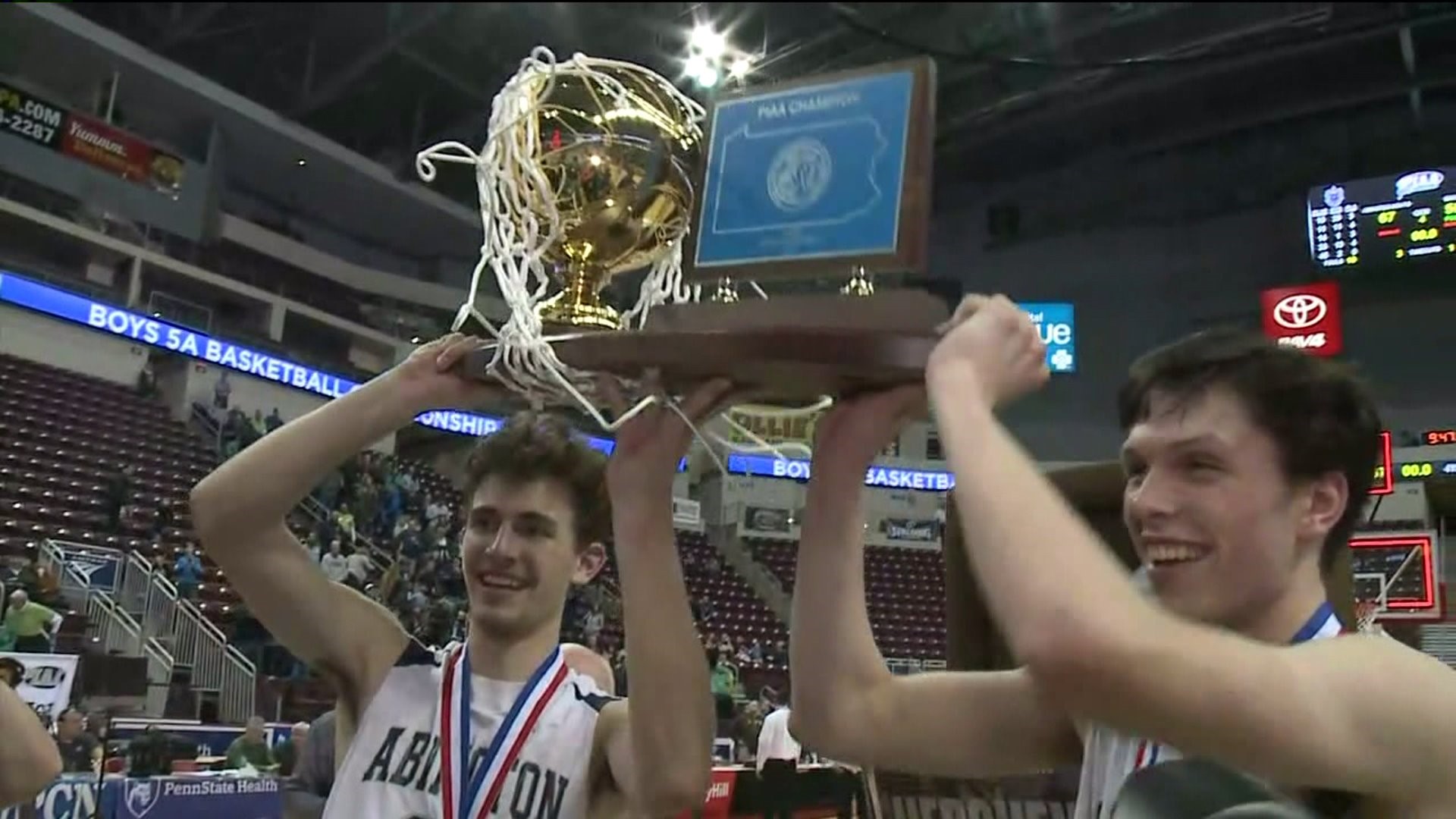 Comets Shoot to Historic State Title Win