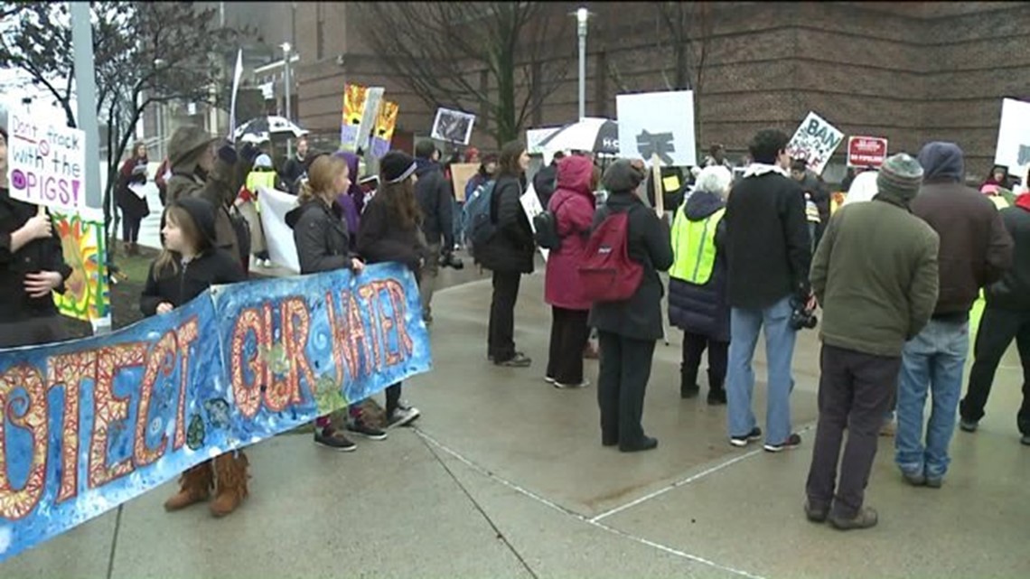 Protesters Take a Stand Against Fracking in Harrisburg | wnep.com