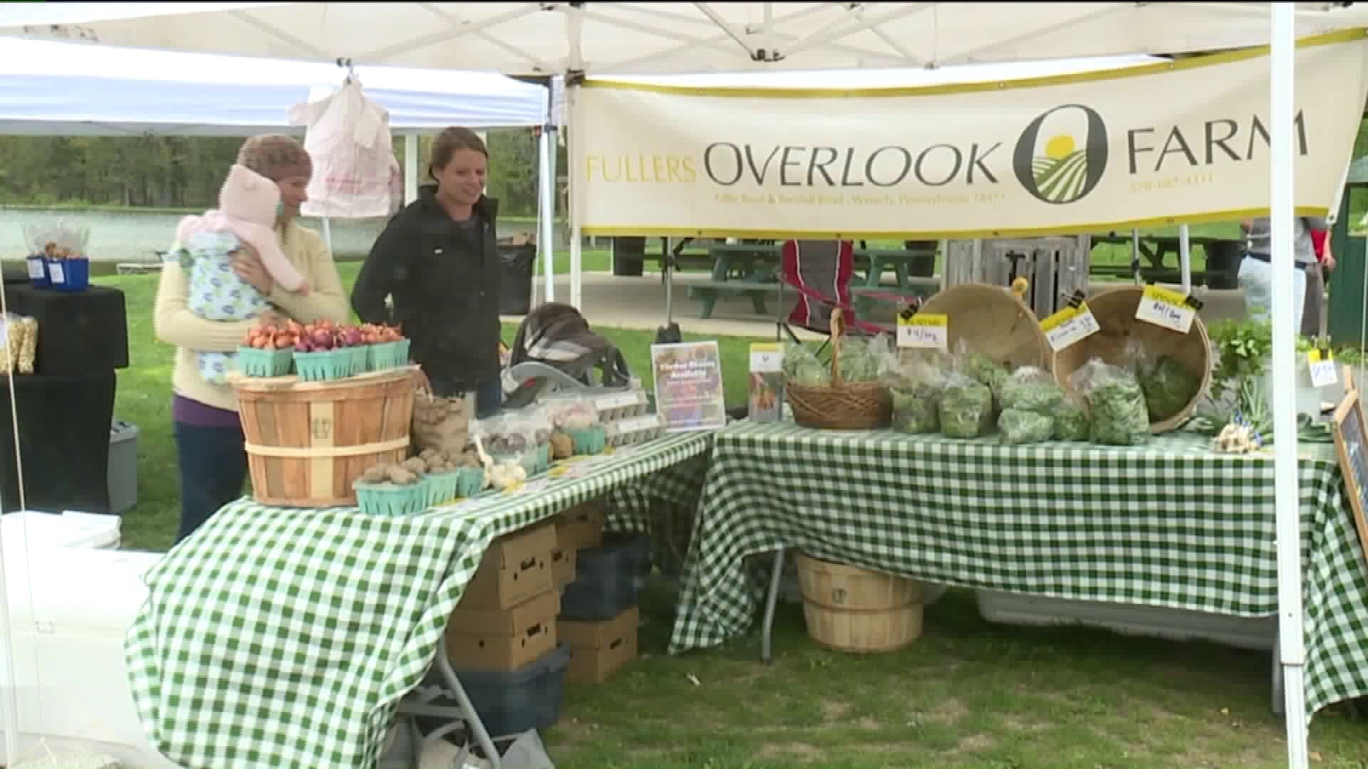 At Brand New Farmers Market, Some Concern About Chilly May Weather