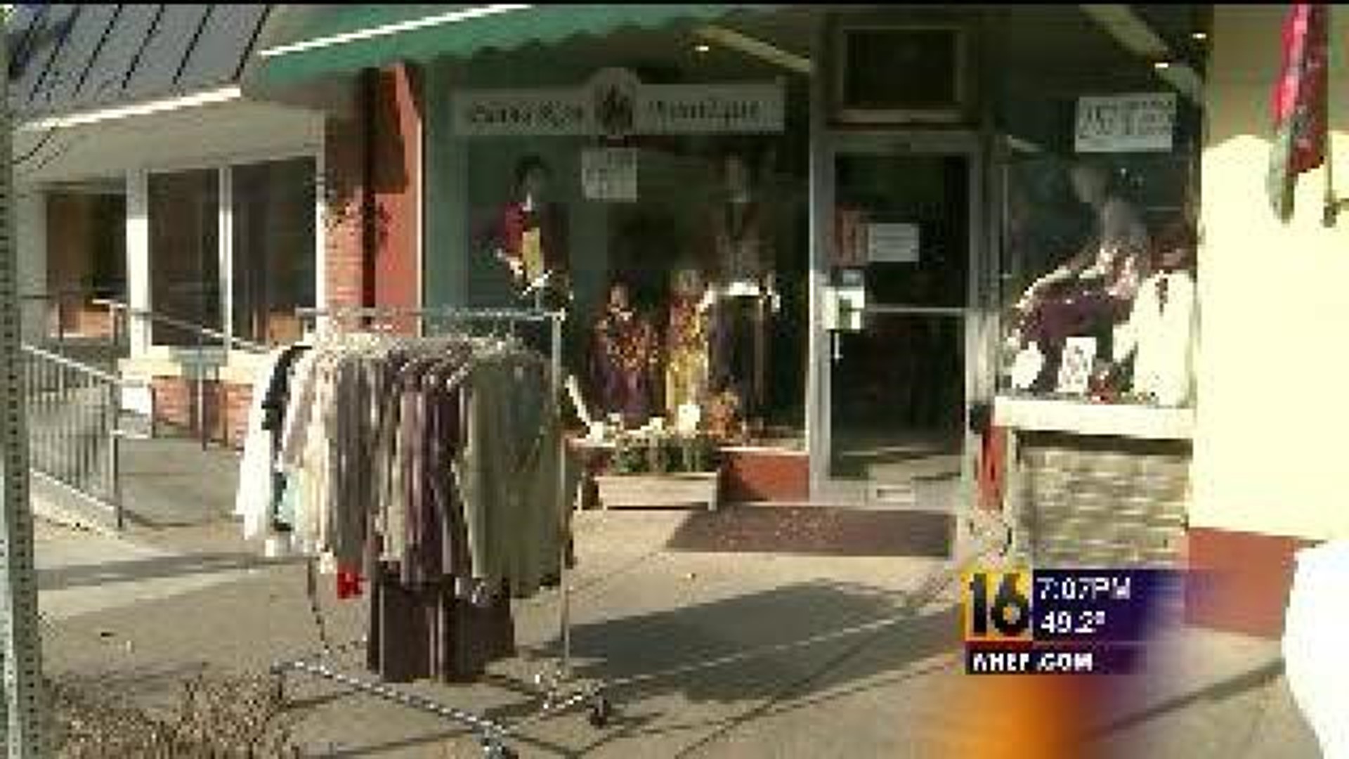 Shoppers Support Small Businesses