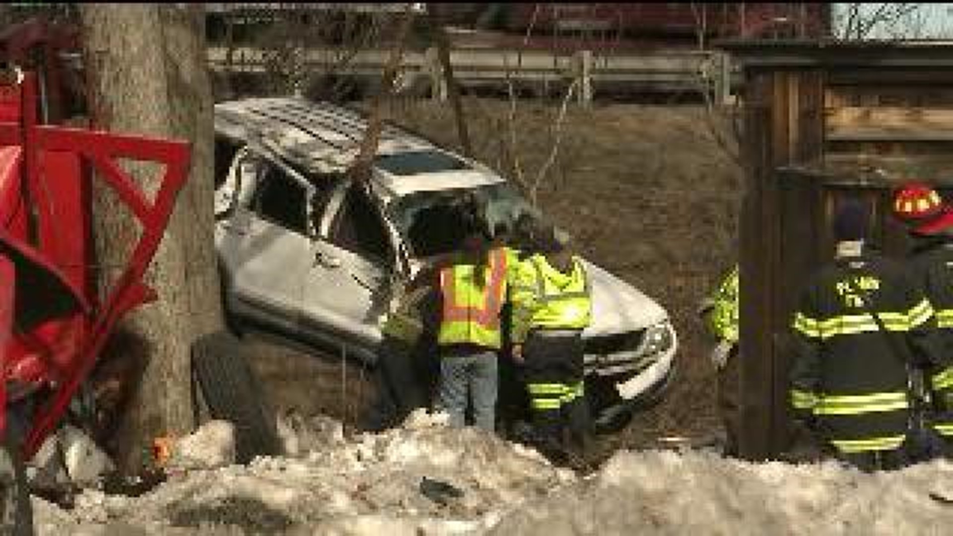 Two People Hurt, Cars Wrecked in Big Rig Crash off I-81