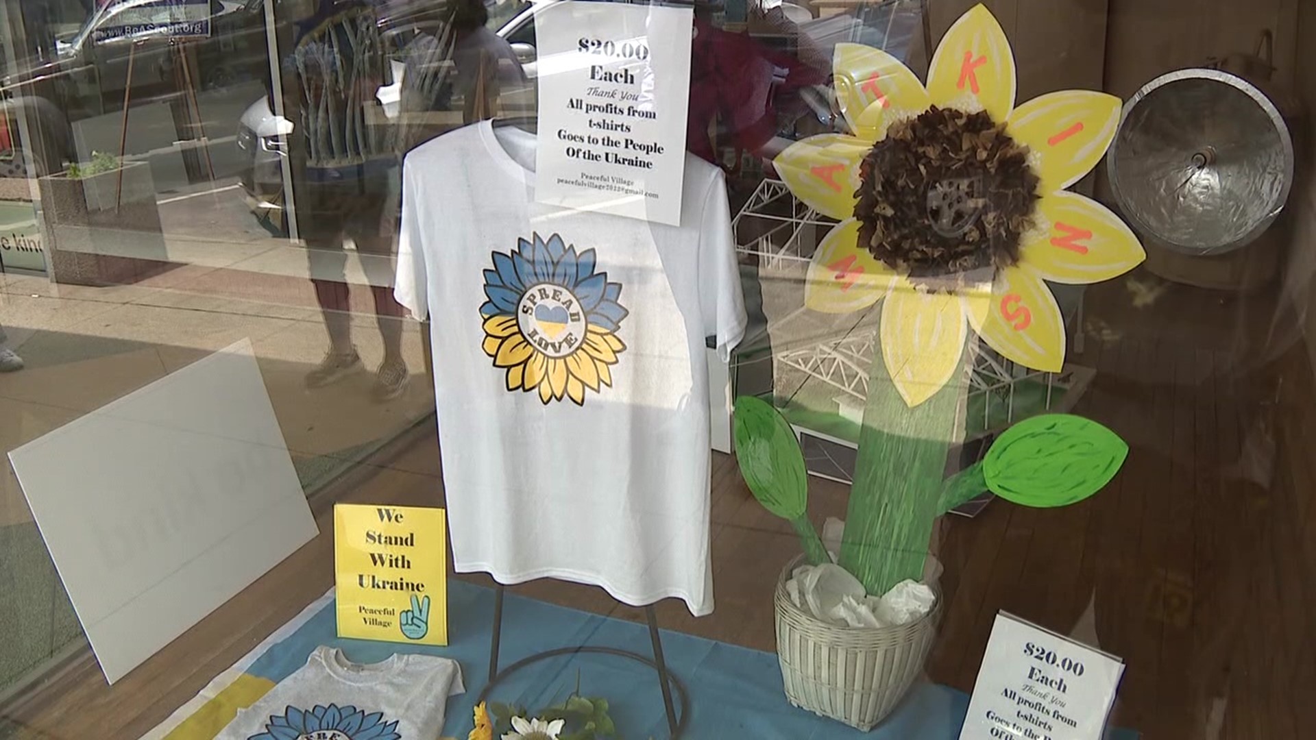 An organization in Mount Carmel is raising money for Ukrainian war refugees by selling t-shirts.