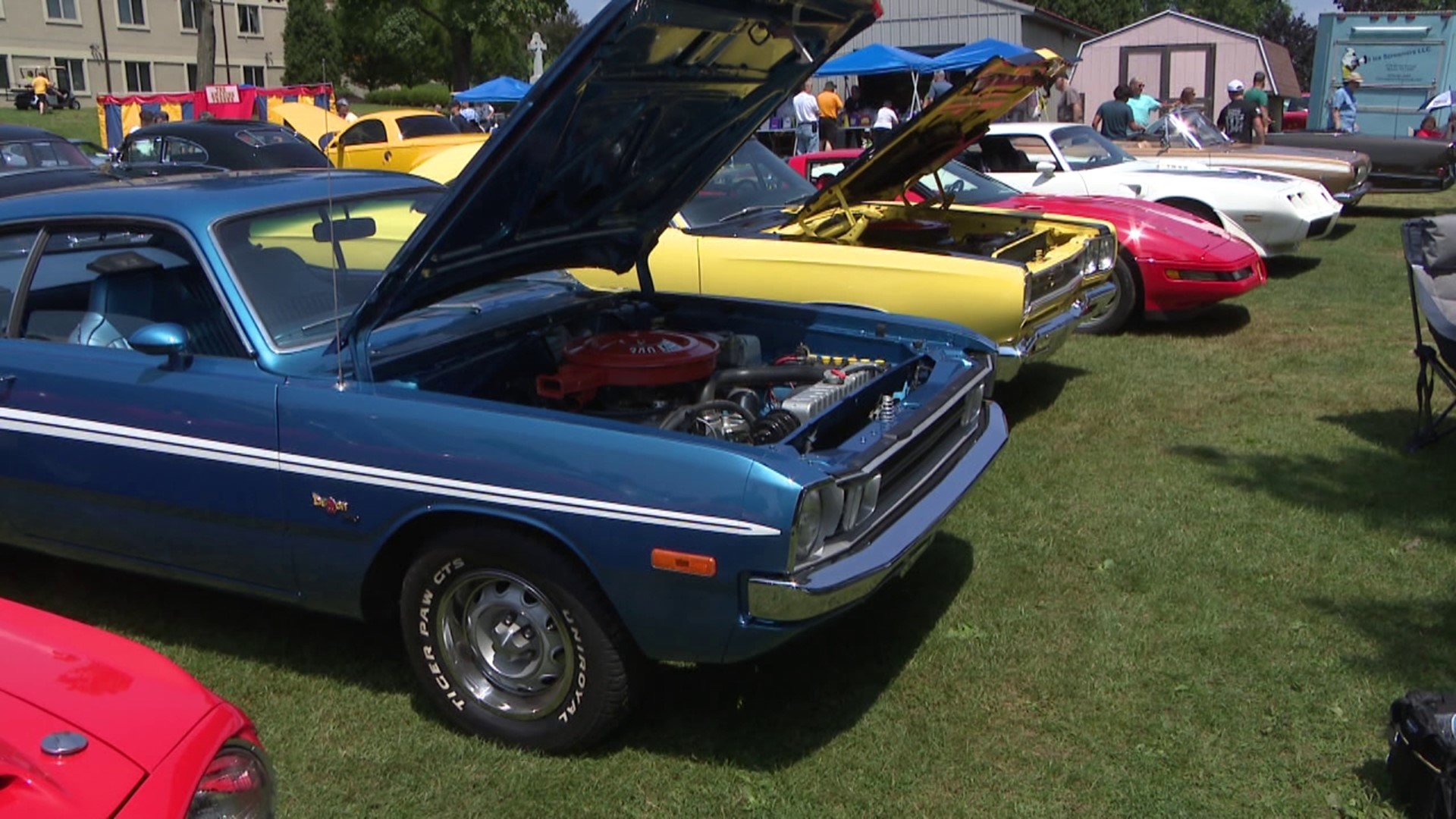 Car enthusiasts and barbecue lovers flocked to a church in Scranton Sunday.