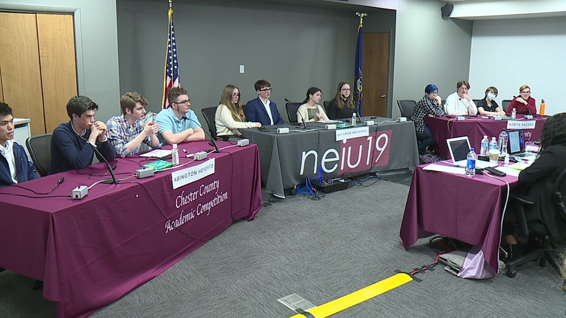 High school students compete in NEIU academic challenge - Vimarsana News