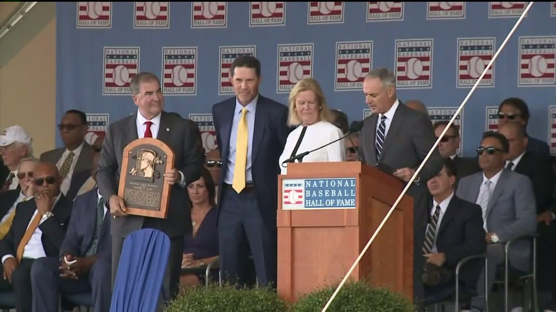 Mike Mussina Inducted Into Baseball Hall of Fame