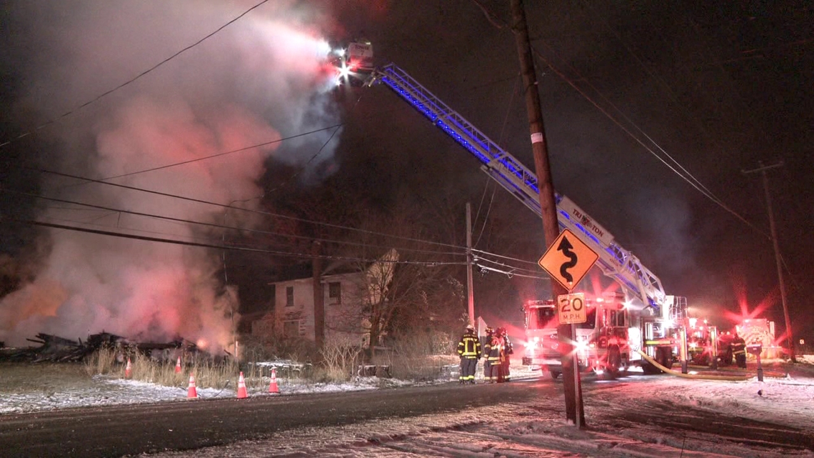 Early morning fire destroys Wyoming County home