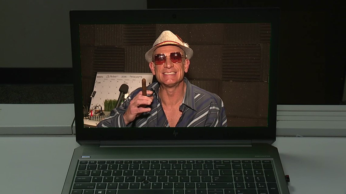 In this Talkback Feedback, Scott has a Zoom meeting - Vimarsana News