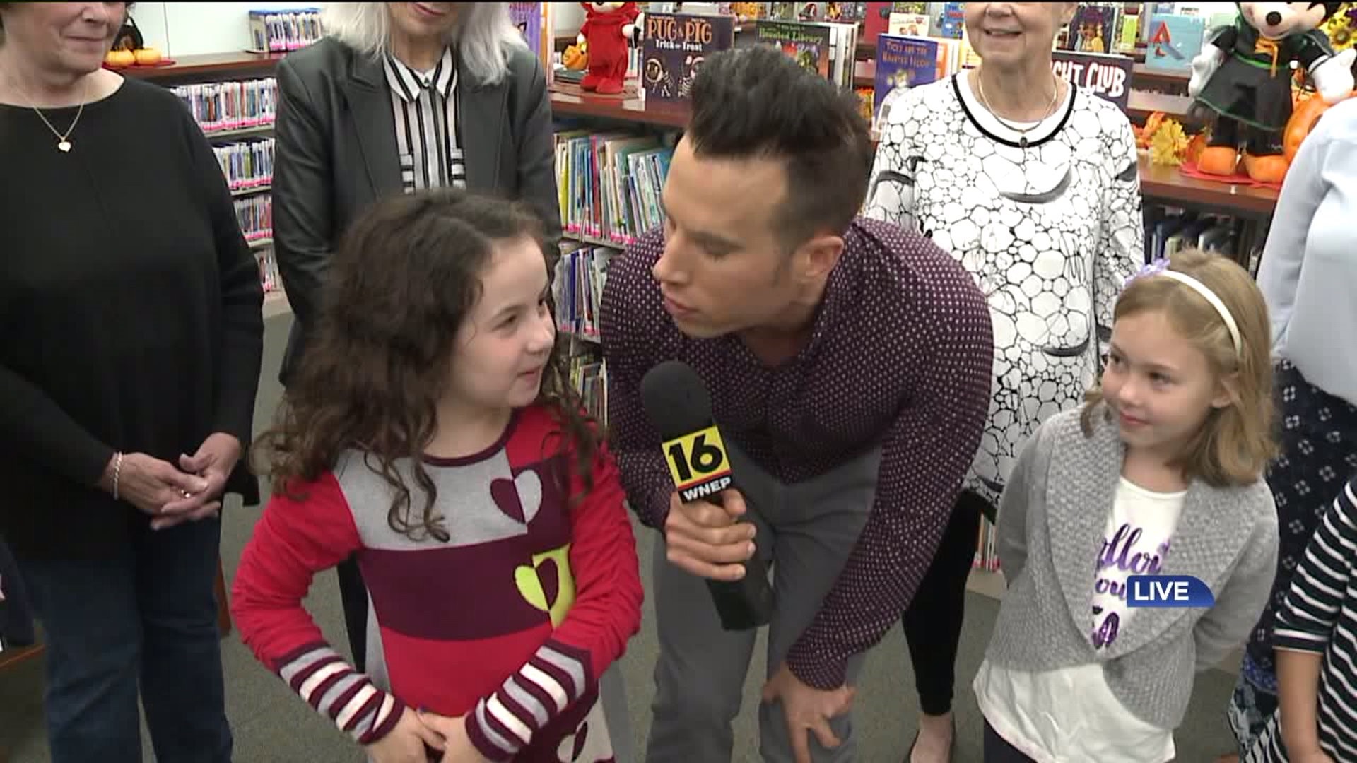 Leckey Live - Literacy Group Gives Back to Kids - Part 2