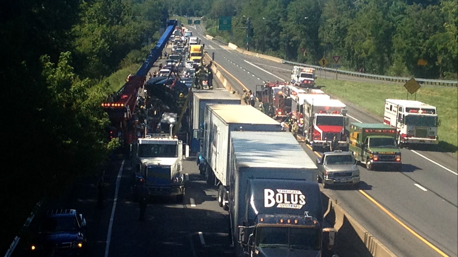 Interstate Reopened After Huge Rig Wreck Near Stroudsburg | wnep.com