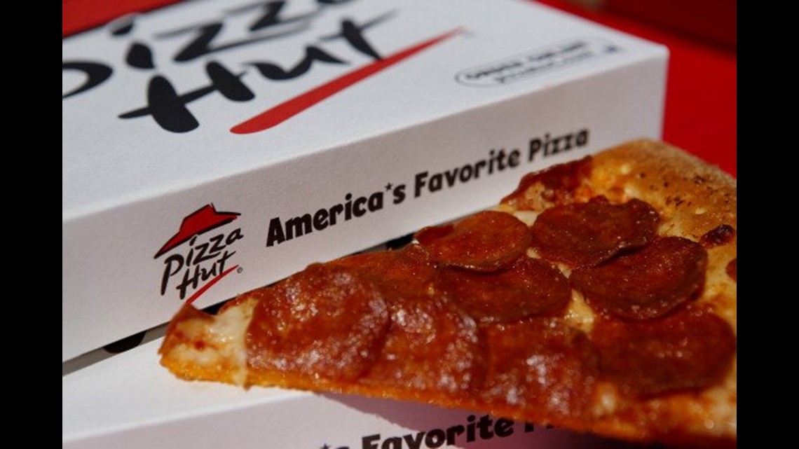 Pizza Hut Is Hiring 11,000 Workers
