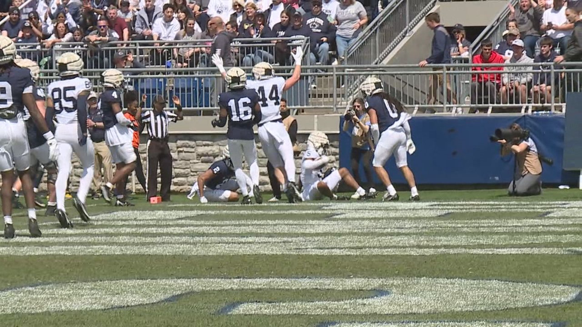 Nittany Lions Hold First Traditional Blue-White Game Since 2019