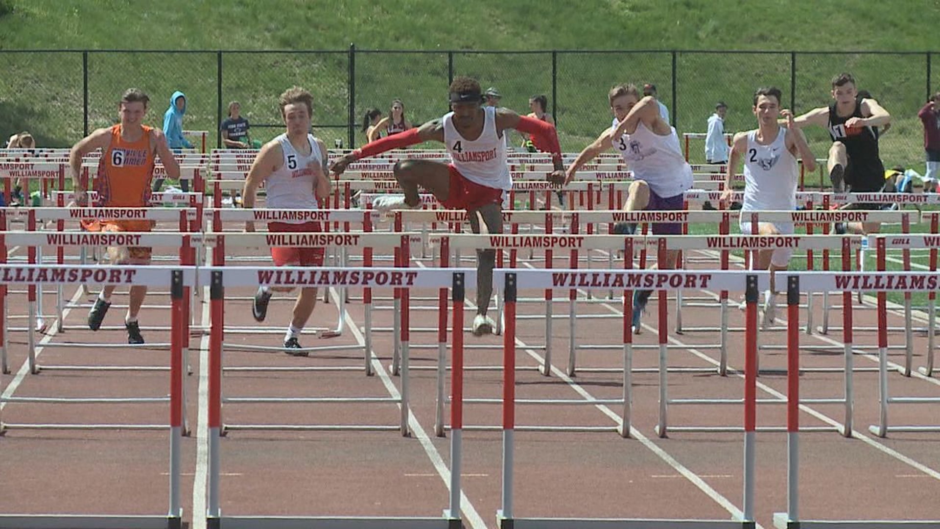 Allen Taylor Runs The Fastest 60 Meter Hurdles Time In The State At