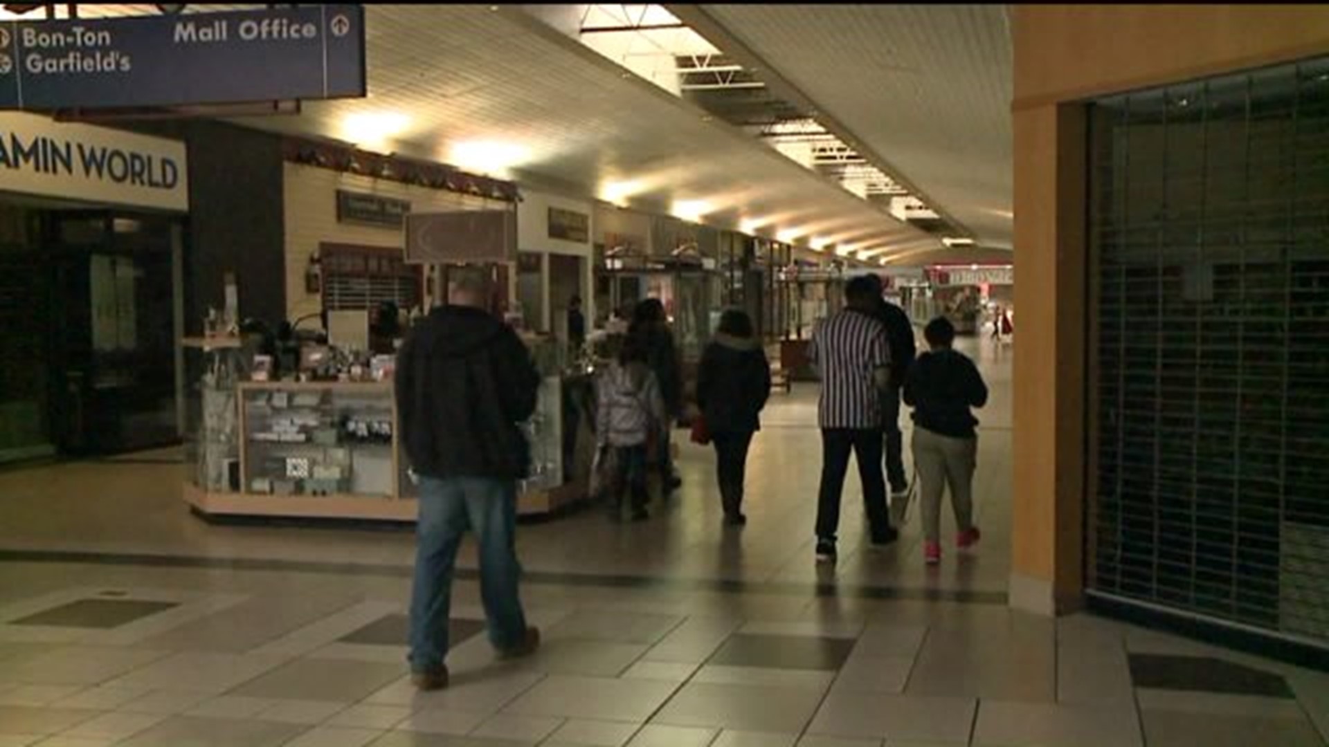 Power Outage Affects Stroud Mall
