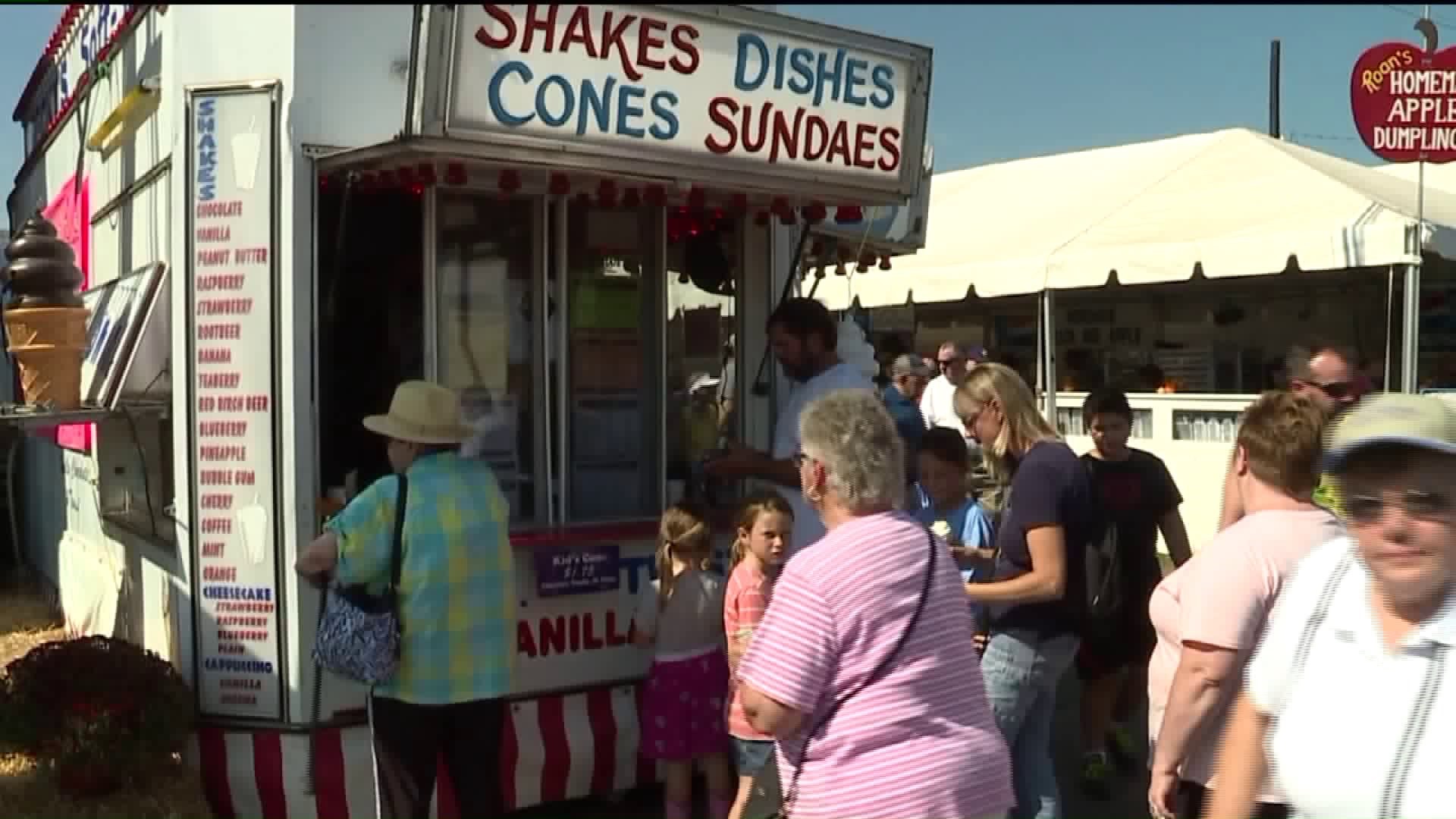 Vendors Deal with Heat at Bloomsburg Fair