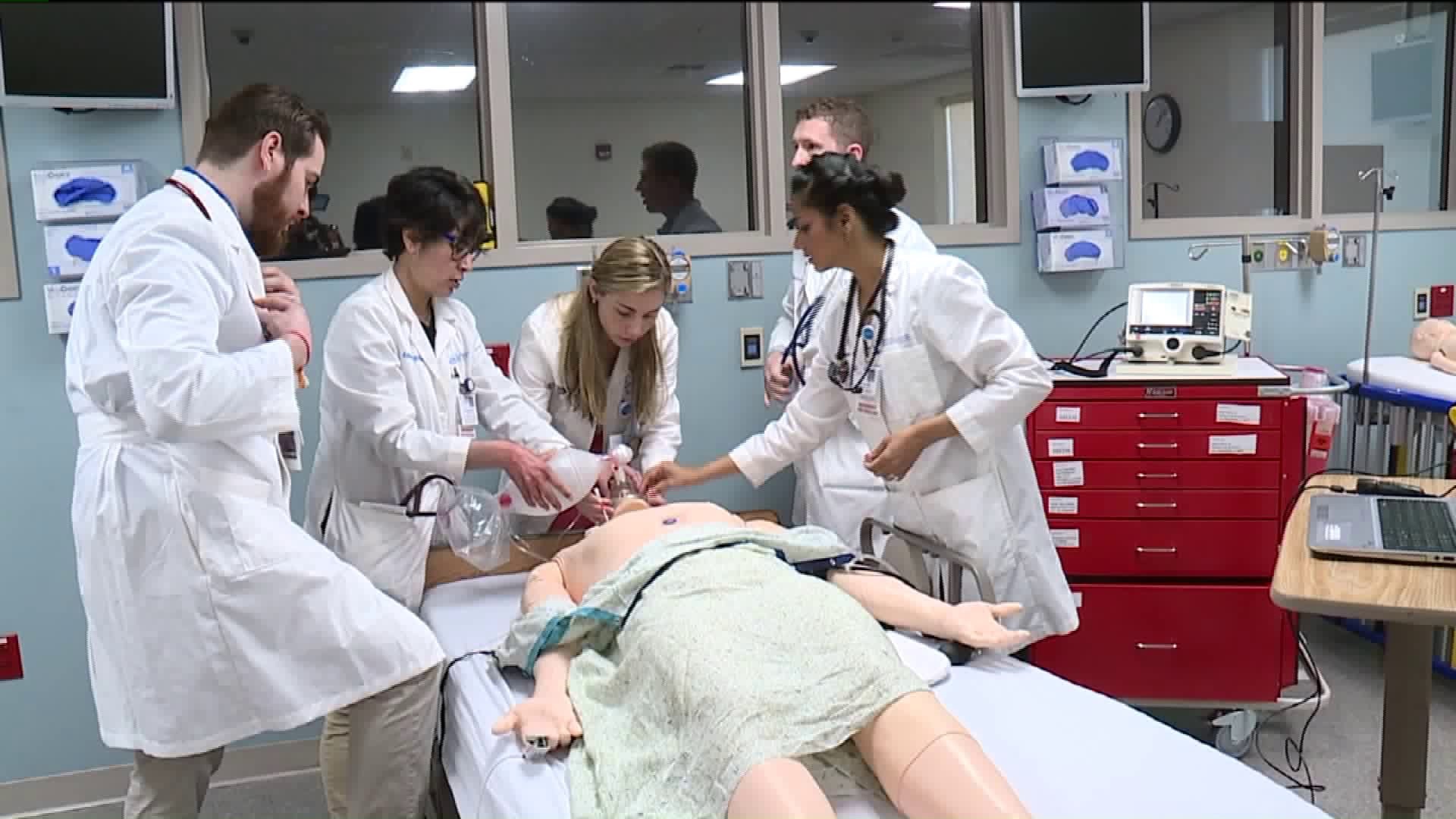 Healthwatch 16: Training Doctors with High-tech Simulation