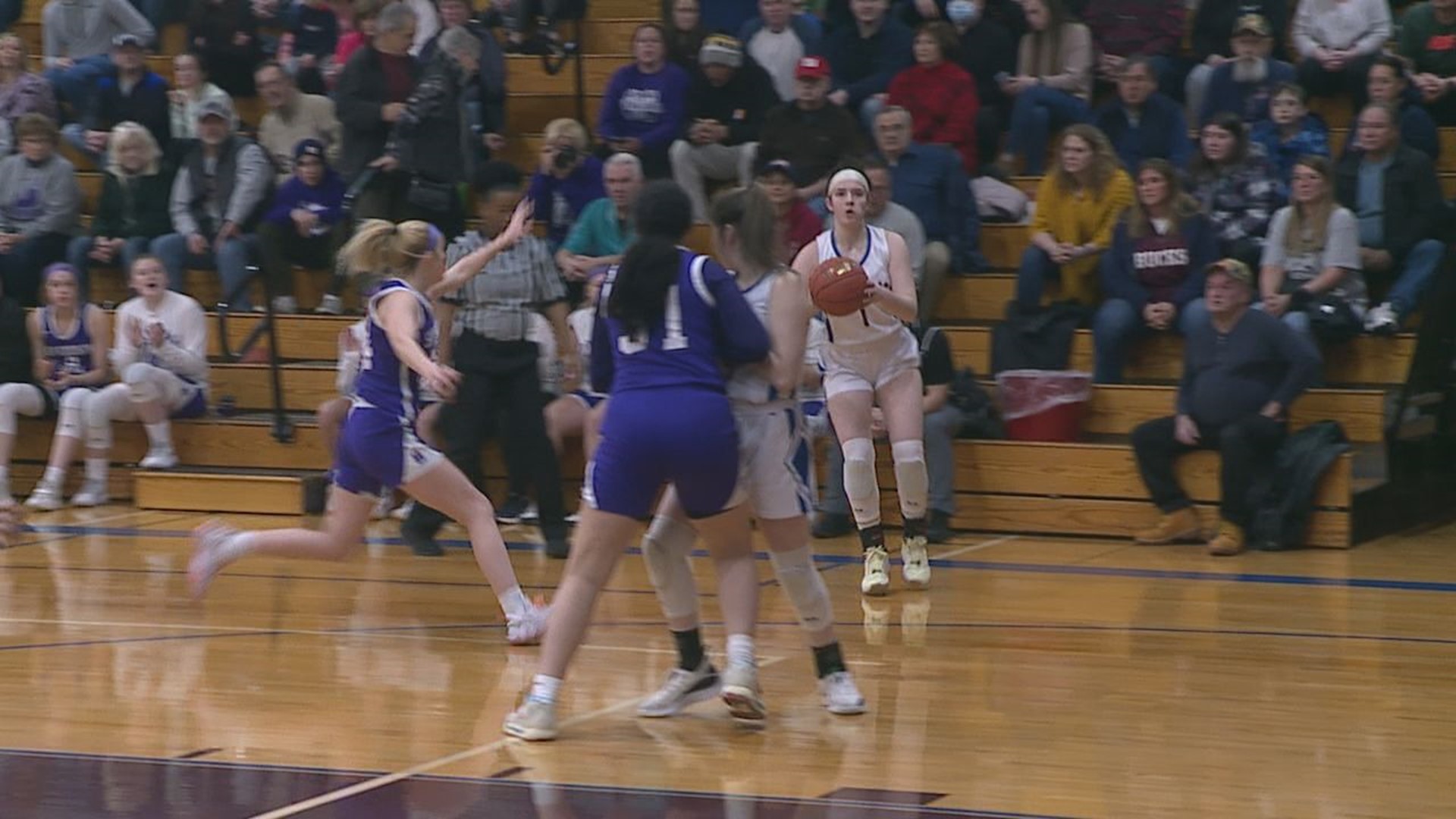 Moriah Murray Scored a Game-High 32 Points in Dunmore's 51-25 Win Over Shamokin in the PIAA Class 4A State Tournament