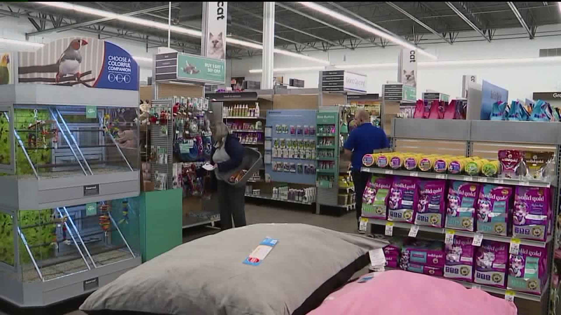 `It`s great to be back`- Petsmart Reopens after Tornado