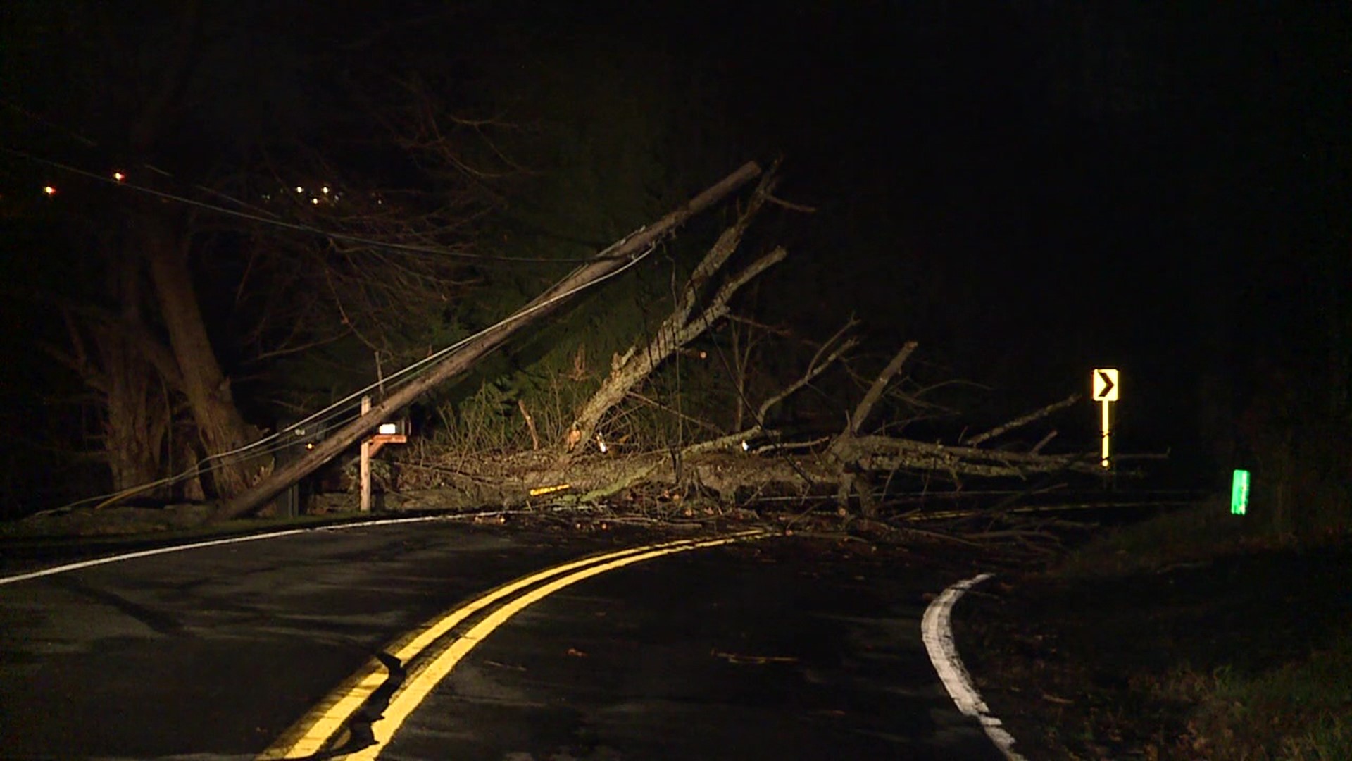 Strong wind gusts cause power outages across northeast PA