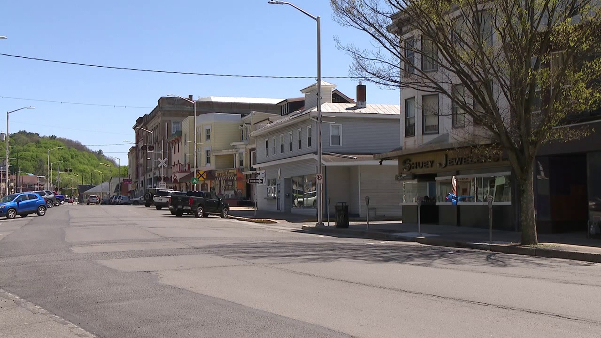 Teenager pleads guilty after arson attack on London synagogue | wnep.com
