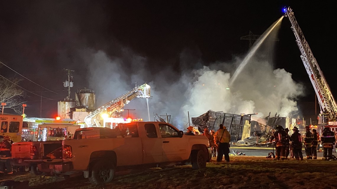 Flames tear through barn at Schuylkill County dairy farm | wnep.com