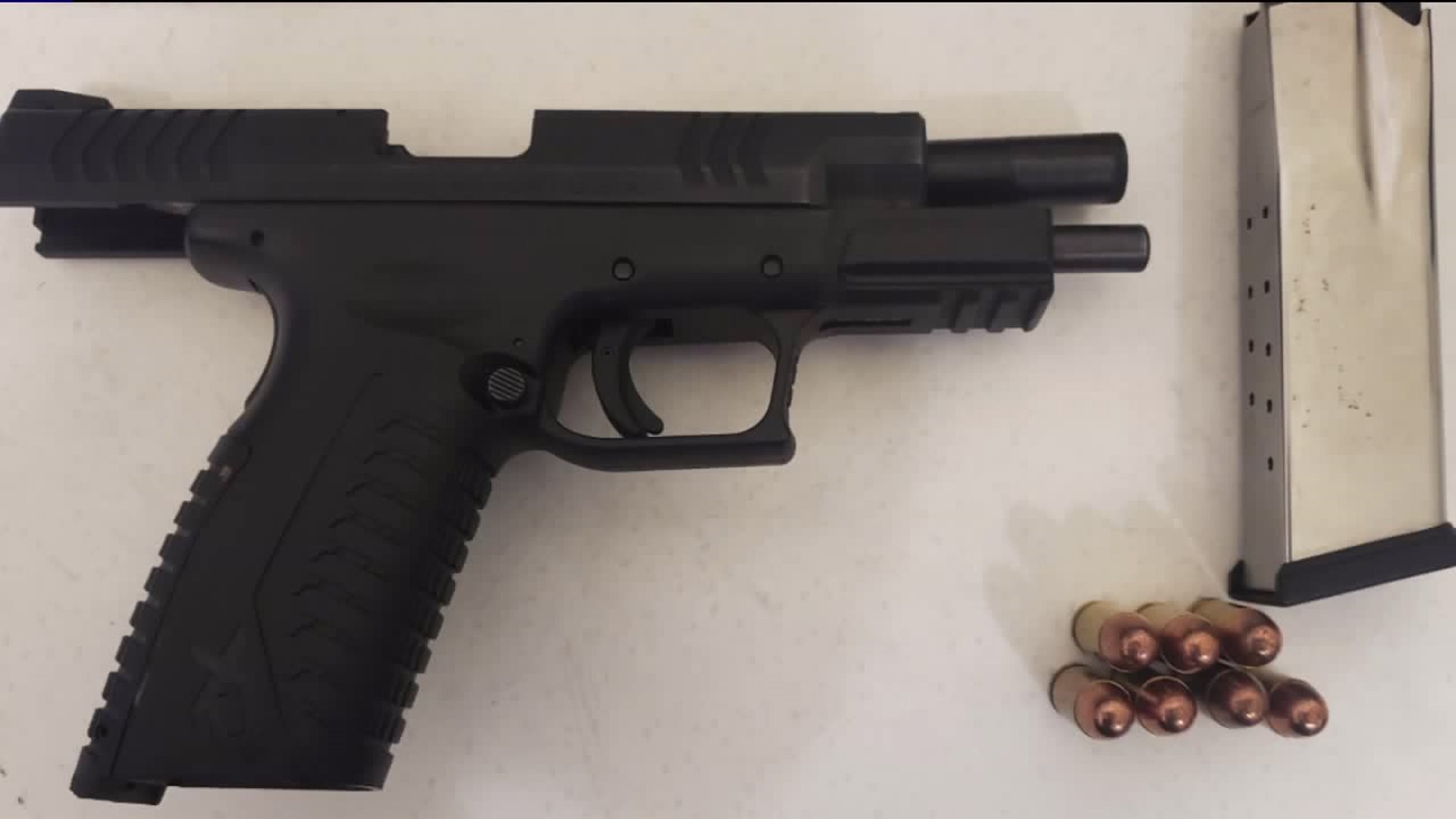Loaded Gun Found in Carry-on Bag at W-B/Scr International Airport