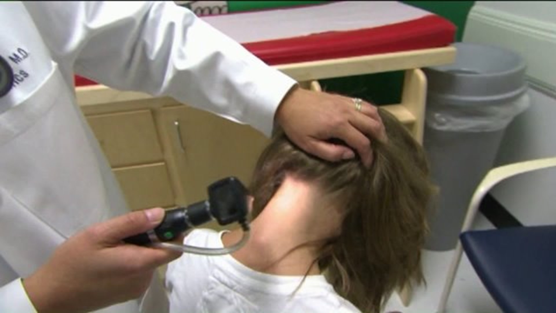 Healthwatch 16: All About Lice
