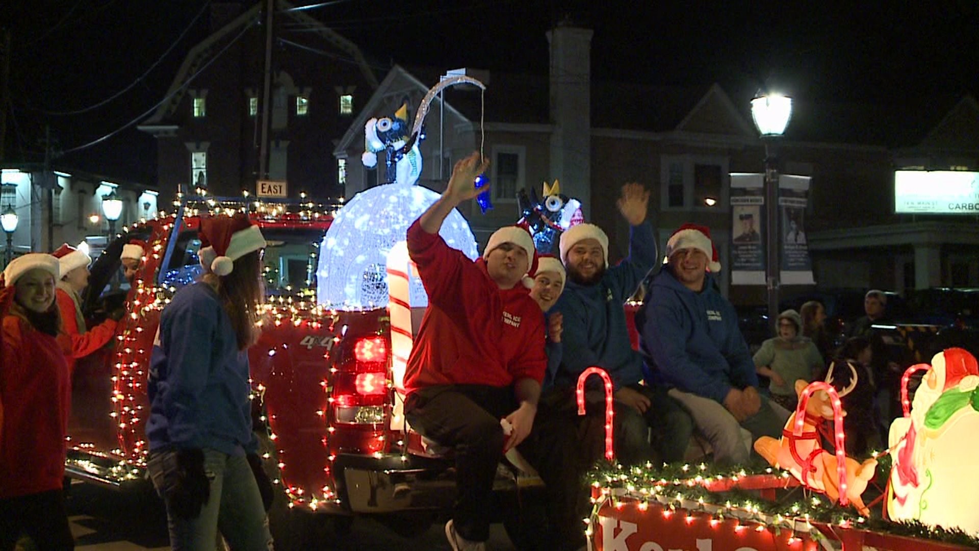Christmas Parade Lights Up Carbondale