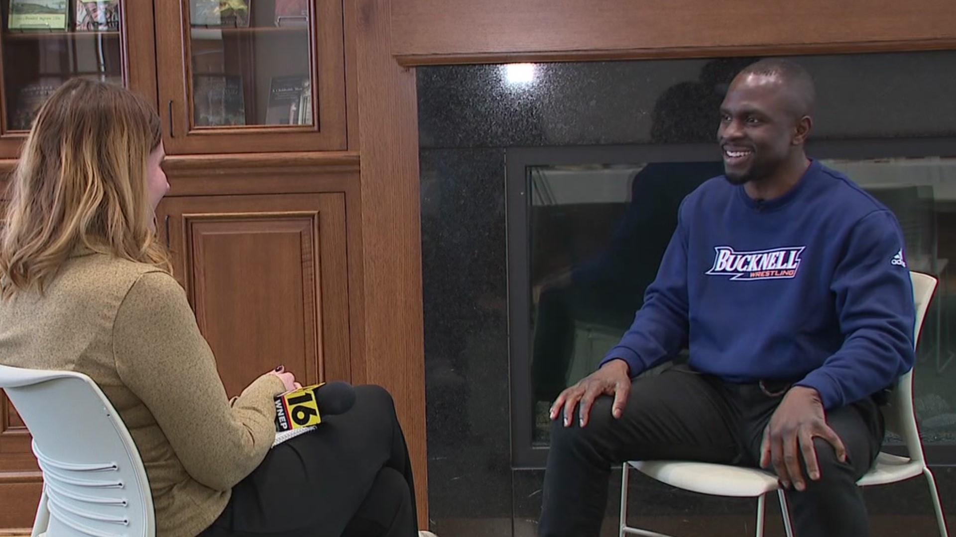 Newswatch 16's Nikki Krize recently caught up with Bucknell alumnus Gbenga Akinnagbe during a return trip to Lewisburg.