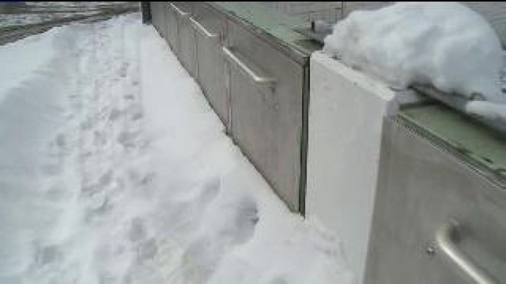 Snowbanks Along Floodgates to be Removed As Precaution