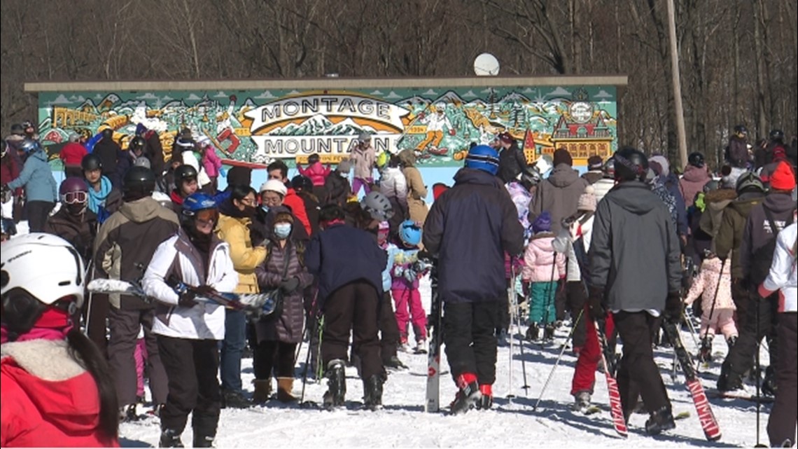 Busy holiday weekend on the slopes in Scranton