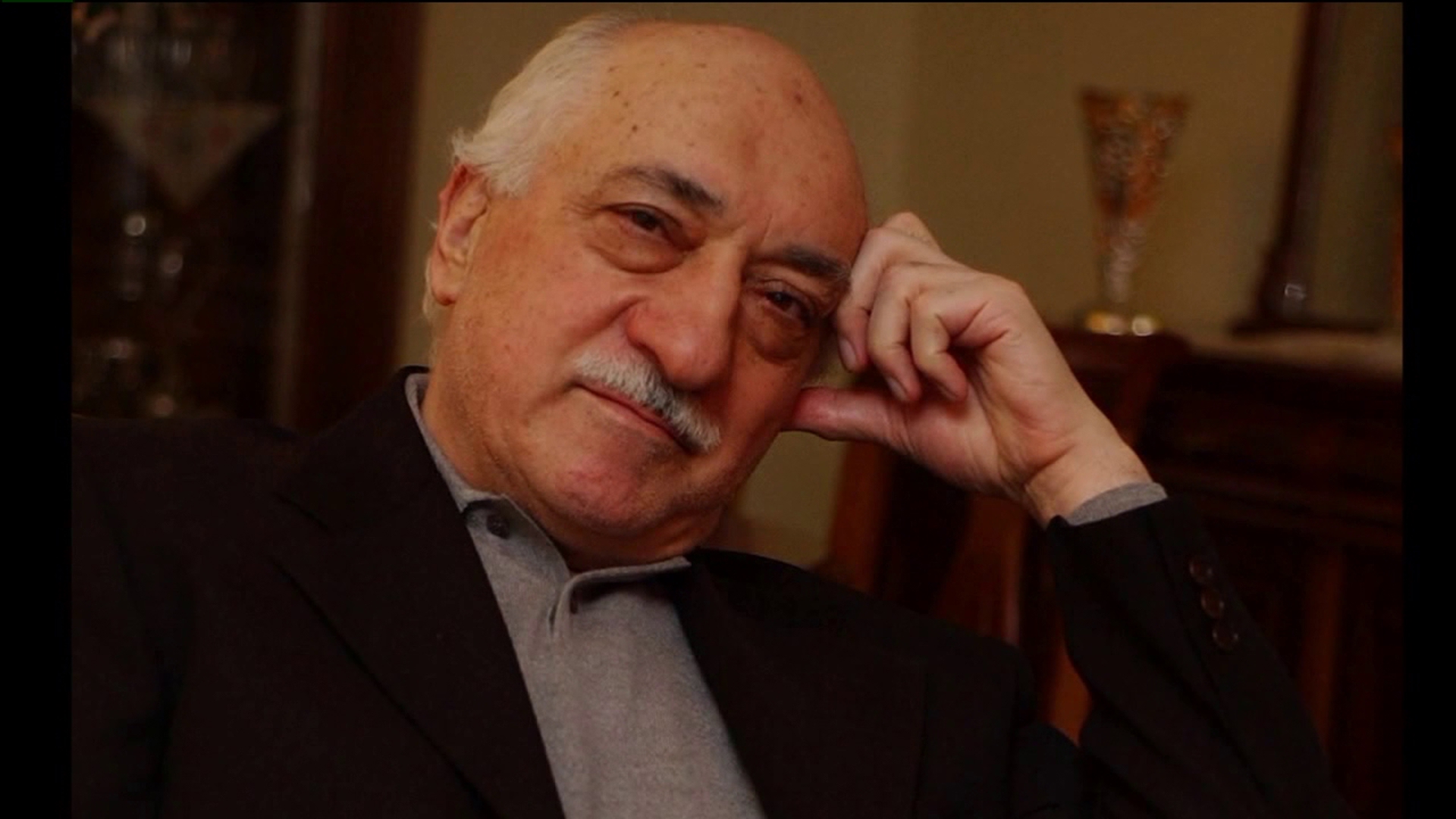 Fethullah Gulen, a man once accused of trying to overthrow the Turkish government while living in the Poconos, has died.