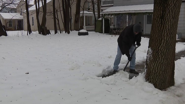 People digging out of the snow in Union County