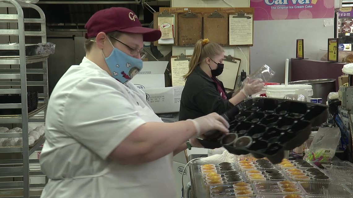 Grocery workers happy to be eligible for vaccine - Vimarsana News