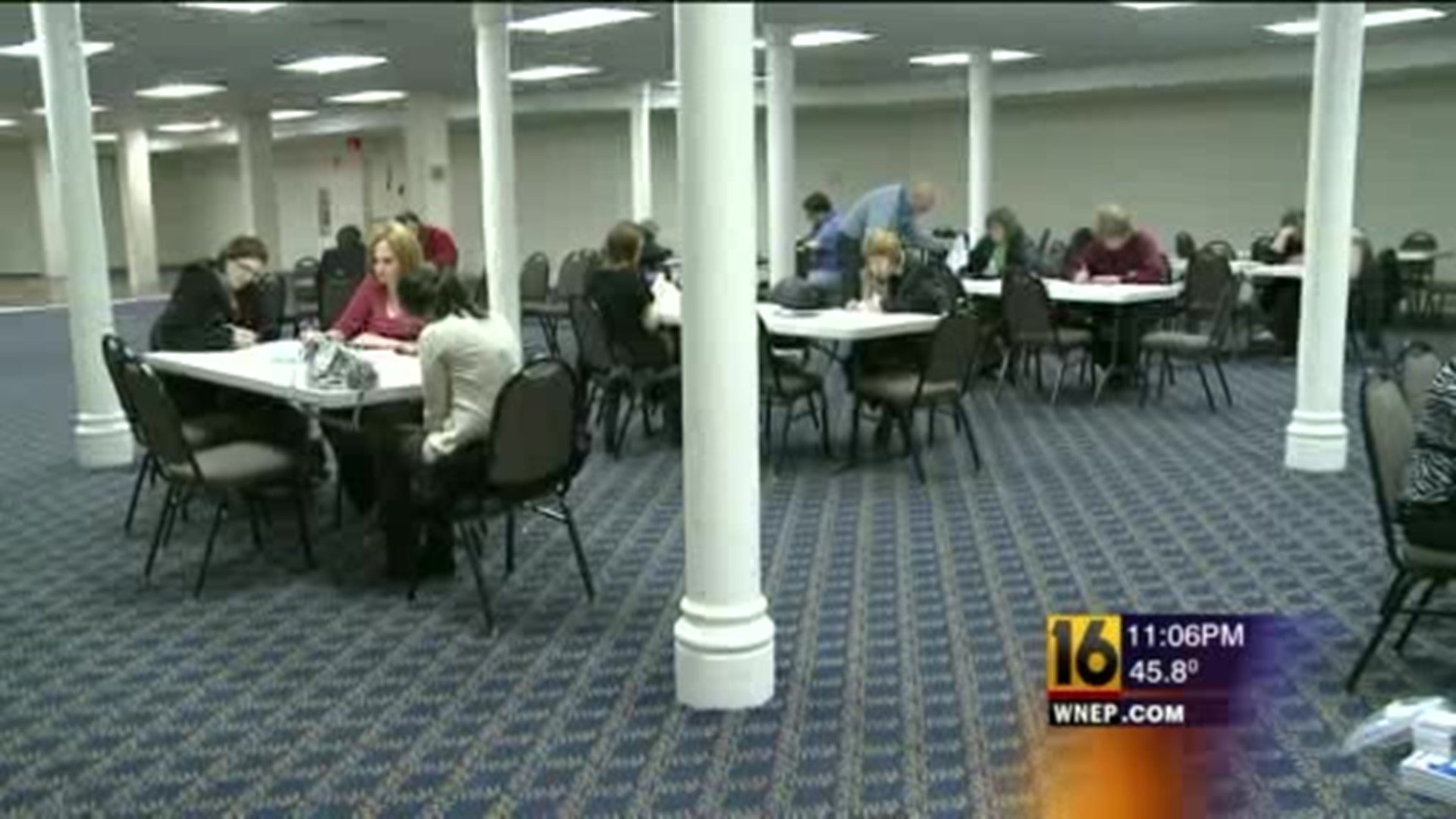 Job Fair Draws Hundreds in Pottsville