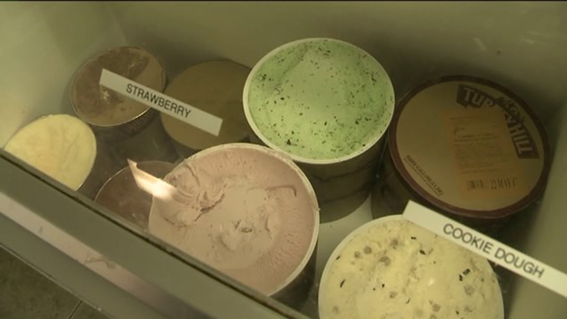 Ice Cream Shop Opens Ahead of Spring