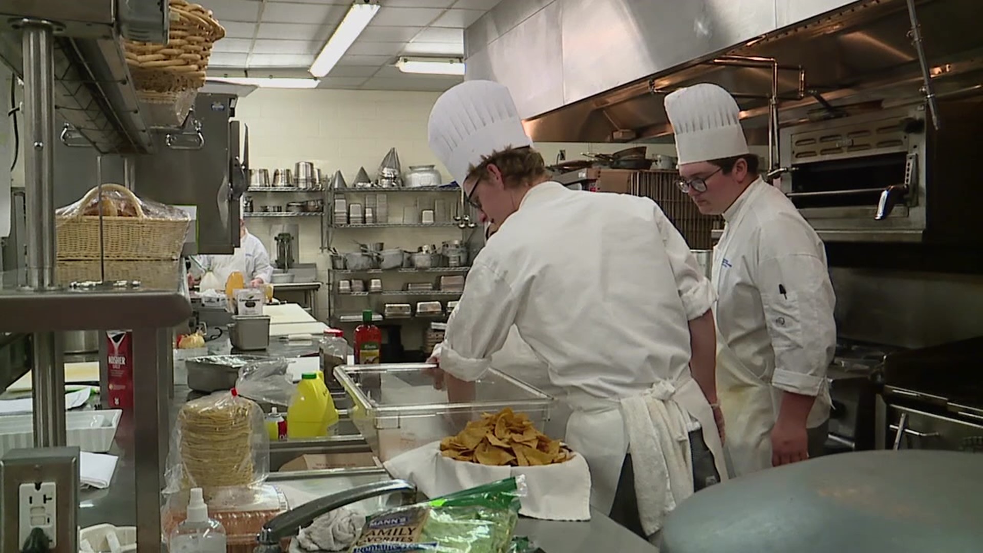 Students in the culinary arts program at the Pennsylvania College of Technology will cook for more than 25,000 people at the Kentucky Derby.
