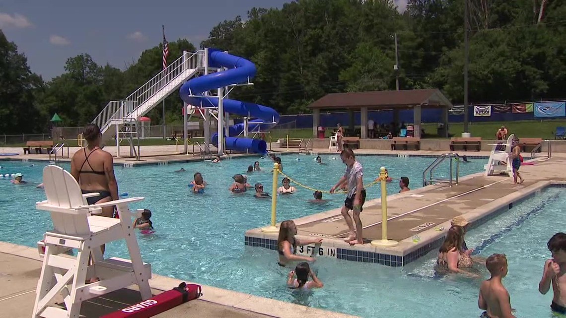 Cooling off at the Lehighton pool | wnep.com