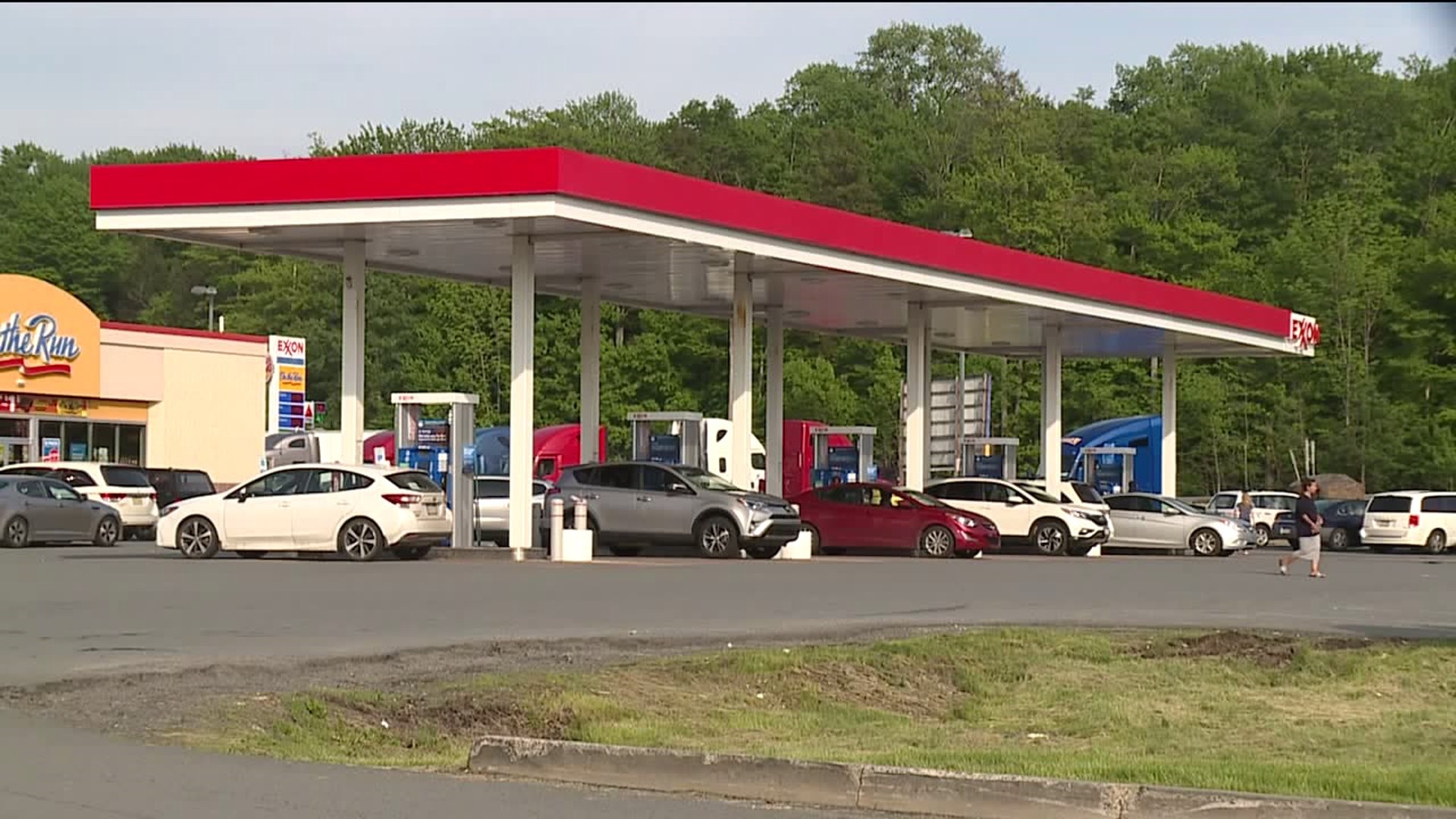 Did Higher Gas Prices Halt Holiday Travel This Memorial Day Weekend?