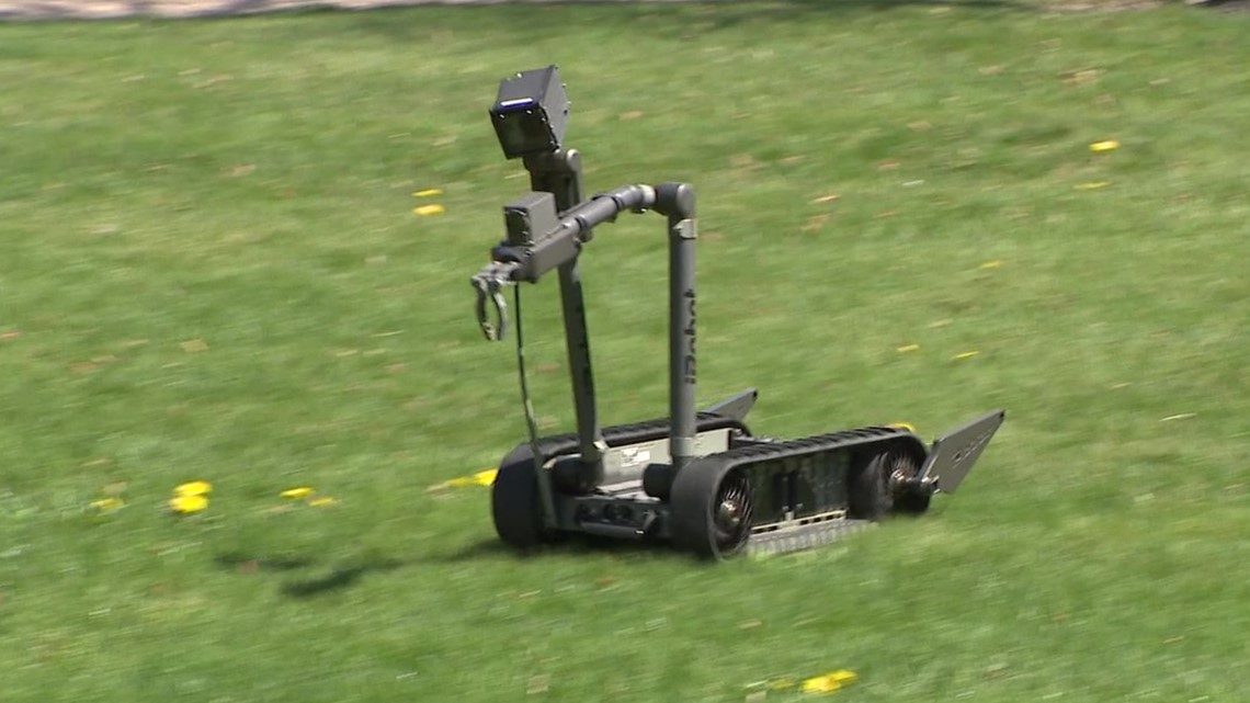 Bloomsburg students repair police department's I-Robot - Vimarsana News