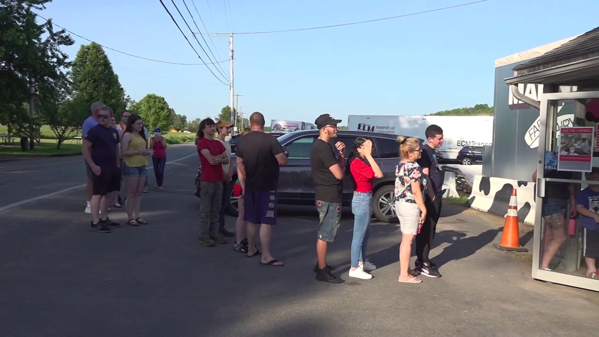 It was a picture-perfect Memorial Day outside and people took advantage. Newswatch 16's Carmella Mataloni found more than a few taking in the sunshine.