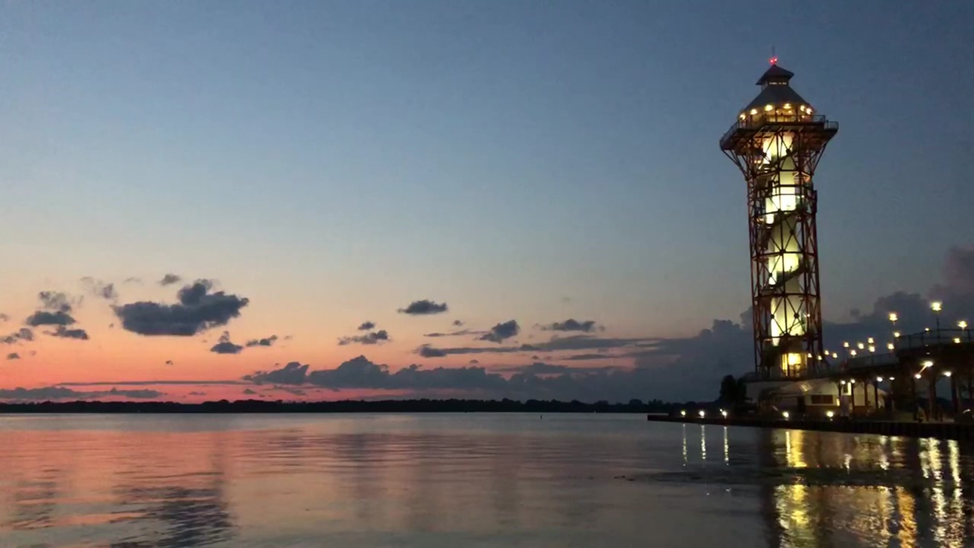 Jon Meyer shares some shoreline views from our state's beach.