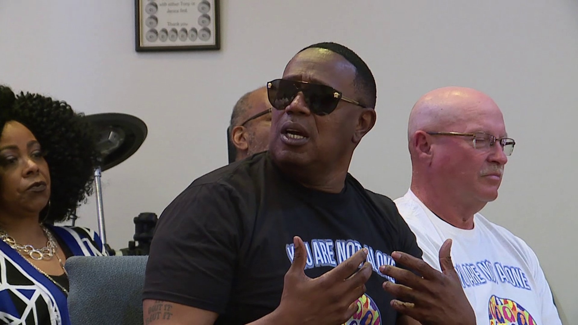 The retired popular hip-hop artist stopped in Williamsport Sunday to discuss drug prevention after losing his daughter to an overdose just a few weeks ago.