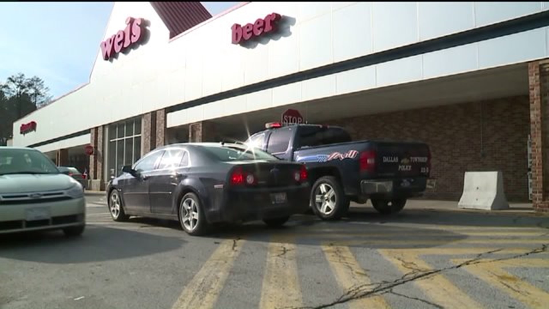 Teen Charged as Adult in Grocery Store Stabbing
