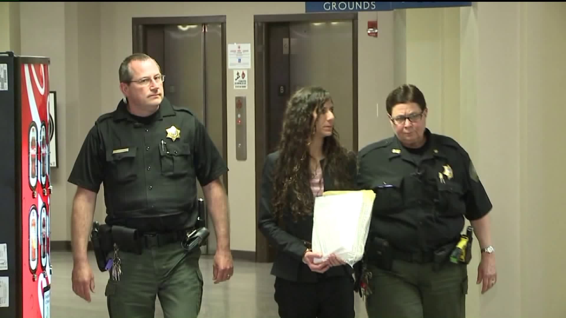 Mistrial Declared in Case of Mother Accused of Trying to Kill Self and Kids