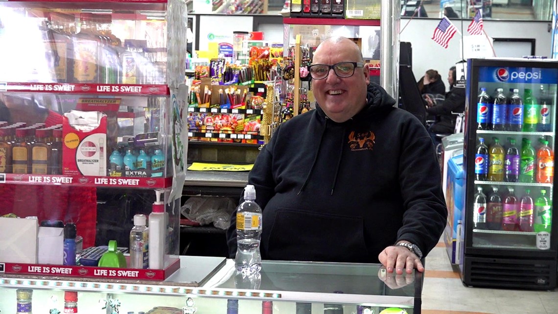 Shenandoah 'Candy Man' helping to support small businesses - Vimarsana News