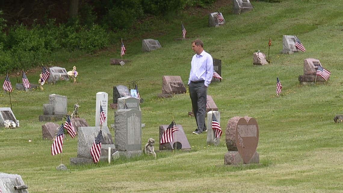 A walk through a cemetery On the Pennsylvania Road