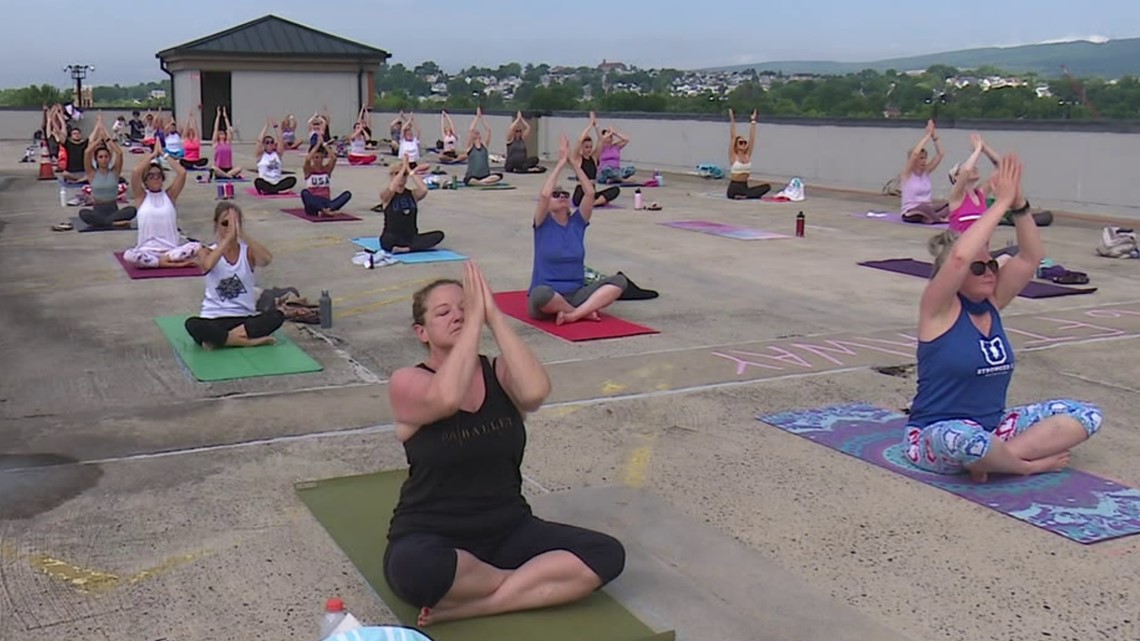 Celebrate this Independence Day with Scranton's Yoga on the Roof - Vimarsana News
