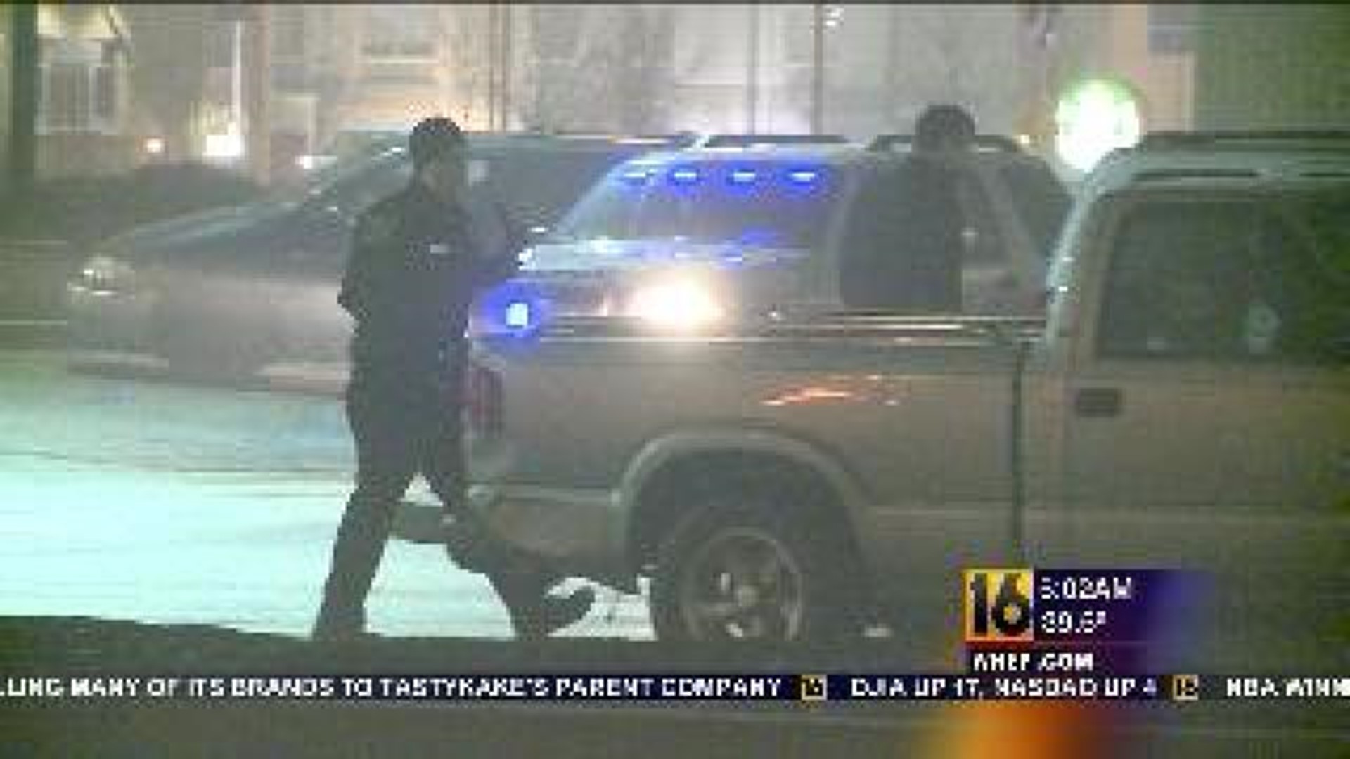 Restaurant Robbed, Employees Barricaded in Freezer